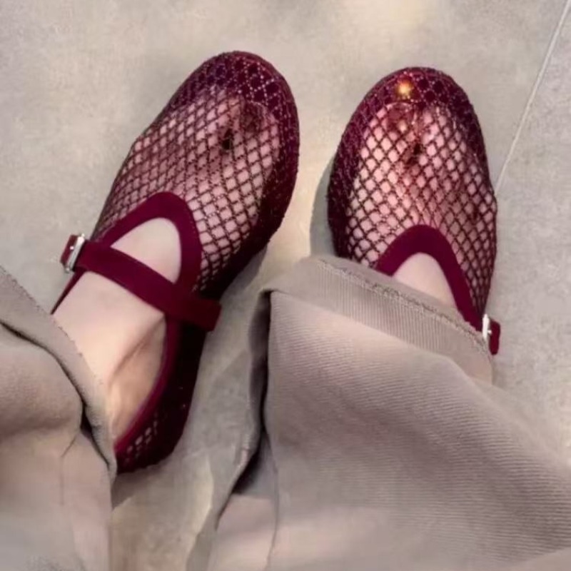 Women Fashion Heels - Женские туфли-мэри-джейн с полым верхом из